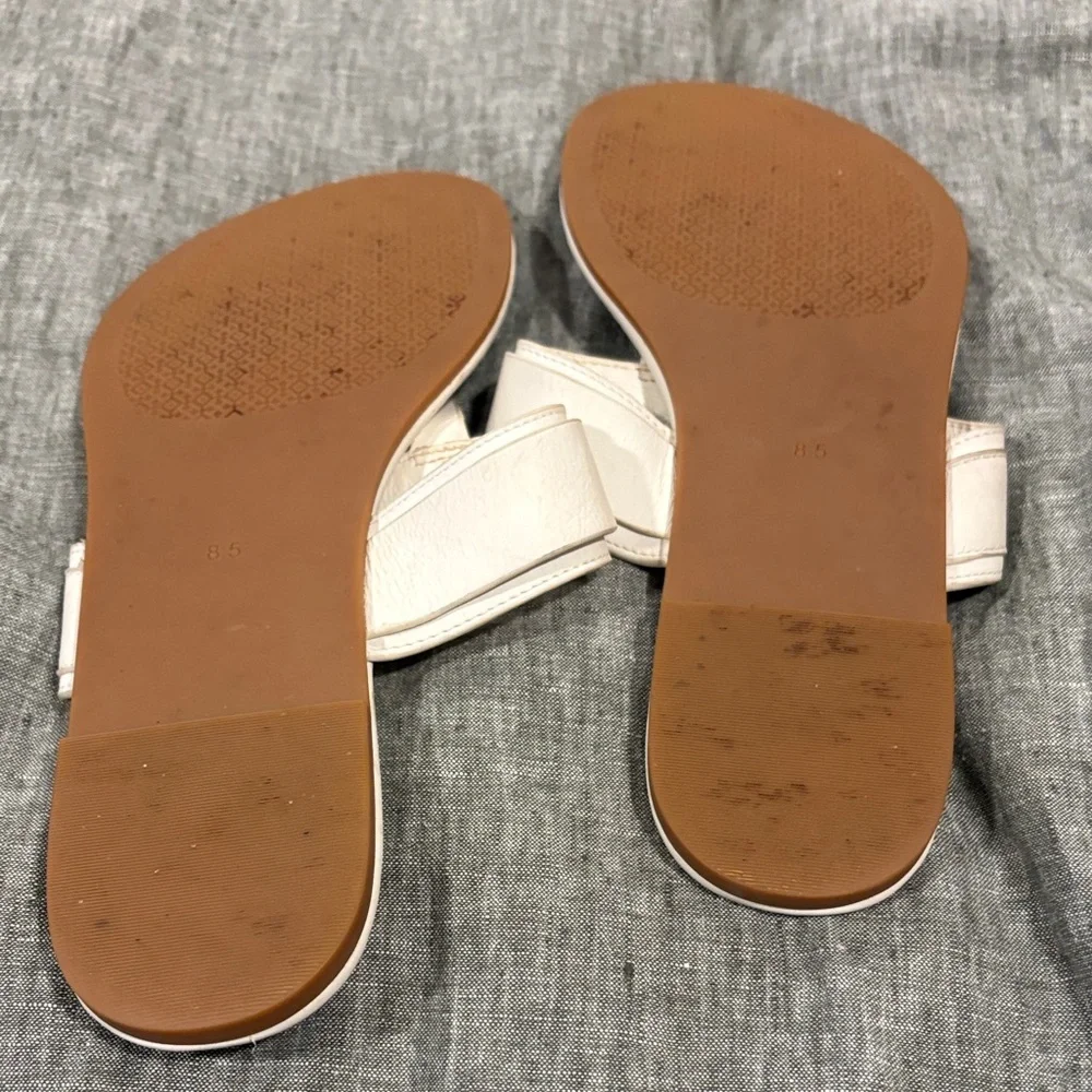 Tory Burch Marsden Ivory Leather Thong Sandals Gold Logo Size 8.5 M
